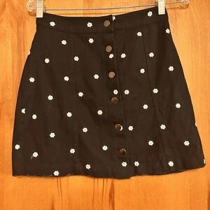 Francesca's Mi Ami Black Floral Skirt Size XS NWT